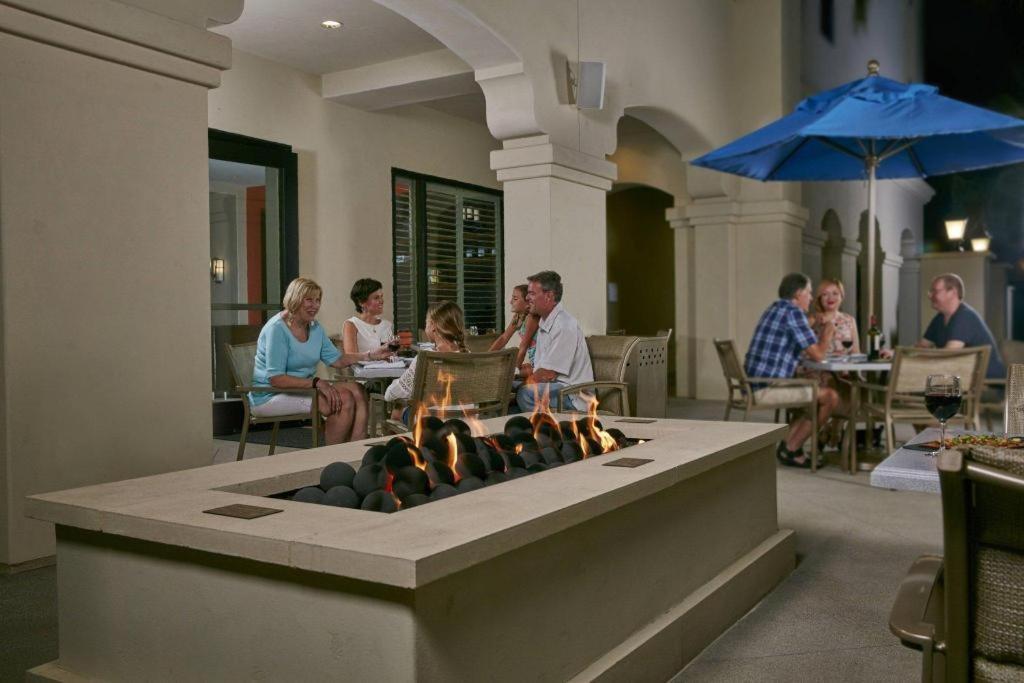 Hotel Courtyard Anaheim Theme Park Entrance Extérieur photo