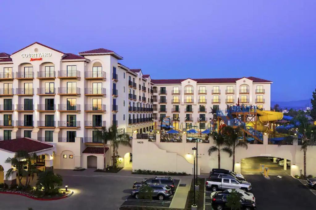 Hotel Courtyard Anaheim Theme Park Entrance Extérieur photo