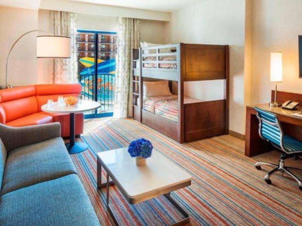 Hotel Courtyard Anaheim Theme Park Entrance Extérieur photo